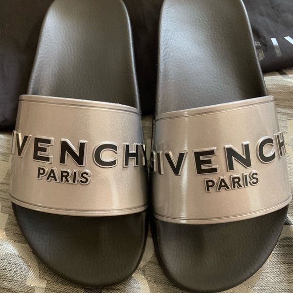 BRAND NEW GIVENCHY SLIDES (Never Worn) Size 7 - Picture 5 of 7
